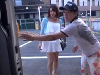 S級現役看護師さんがモテナイくんのオナニーを身体を使ってお手伝いW素人お姉さん看護婦顔射のエロ動画