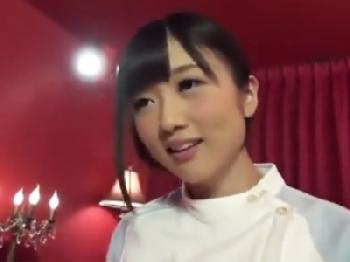 『出そうなんですか～？』ド淫乱きれいなお姉さんマッサージ師の凄い性テクで男潮噴出痴女手コキのエロ動画