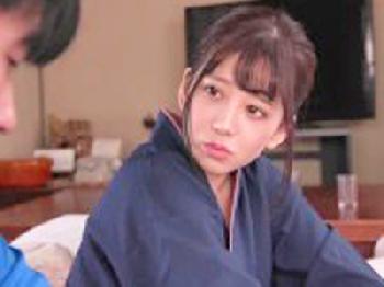 ハシカンみたいな温泉宿のかわいい仲居さんと性行為美少女パイパンのエロ動画