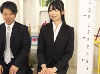 長身美脚のインテリオフィスレディと後輩のチビ男が身長差の壁を超え賞金獲得目指してガチパコ素人中出し盗撮のエロ動画