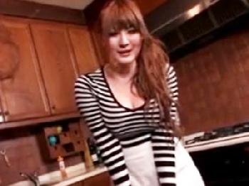 巨乳の義理姉とニートの義弟が禁断の関係になりお風呂で近親パコお姉さん近親相姦のエロ動画