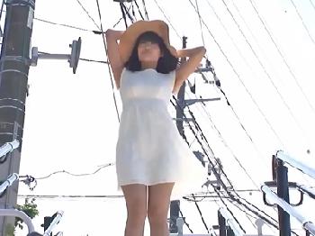 男の願望を絵に書いたようなピュアな美形少女と真夏のSEX巨乳美少女痴女のエロ動画