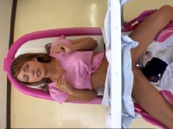 「これっ…絶対診察じゃないでしょっ…！？」黒ギャルが産婦人科医に騙されてピスハメお姉さんぶっかけのエロ動画