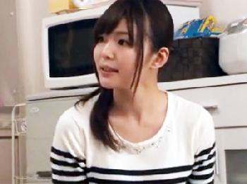 美人なハウスキーパーさんのデカケツに発情して強襲ピストン中出しお姉さん盗撮のエロ動画