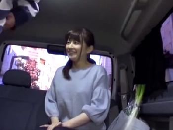 『え～ほんとに脱ぐんですか？』カマトトぶりながらも内心ワクワクで他人男根フェラチオする不貞マダム巨乳人妻ナンパ手コキのエロ動...