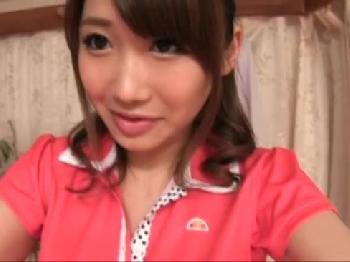 テニサーの可愛いデカパイ女子大生はやっぱり乱交漬けのくそビッ痴女だった巨乳美少女顔射パイズリぶっかけのエロ動画