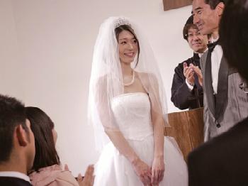 夫が勃起不全気味なので元カレと不貞して性欲望発散する妻人妻中出し3Pのエロ動画