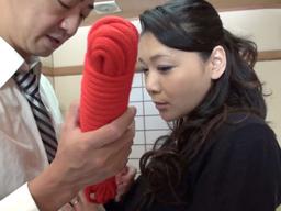 「ぁあっ！乳首感じちゃうのっ」年甲斐もなく喘ぎ声を上げまくる淫乱ド淫乱熟女を調教痴女中出し内田美奈子のエロ動画