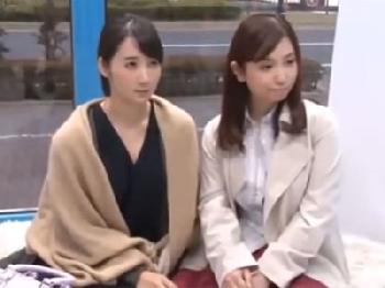 巨大オッパイの素人きれいなお姉さんコンビがマジックミラー号に乗せられて→流れでその場ハメ開始巨乳ぶっかけのエロ動画