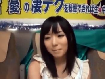学校のありとあらゆるところで中出しさせてくれる天使女子校生美少女3P乱交のエロ動画