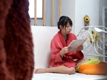 アダルトビデオの裏側！台本説明から女優のプライベート交尾まで丸裸に美少女ロリ盗撮のエロ動画