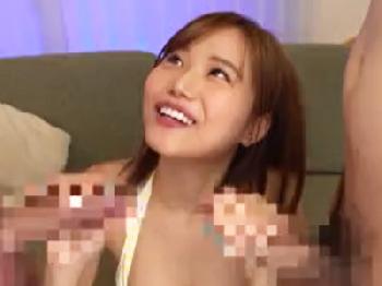 『おっきいおチンチン大好き』幼顔尻軽女少女がハード3Pパコで痙攣アクメイキ！巨乳美少女顔射のエロ動画