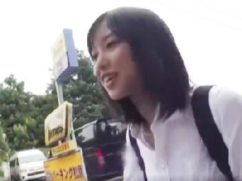 経験少ない田舎女子校生美形少女が緊張でガッチガチのJAVデビュー美少女ロリハメ撮りデビュー作のエロ動画