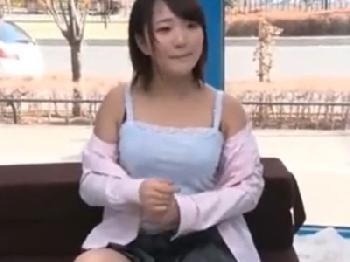 天然Gカップの奥さん！向かいの部屋に住んでる奥様を寝取られパコ人妻熟女丸千香子のエロ動画