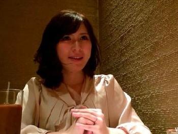 亭主関白な夫に不満を持つ美形奥さんと密通交尾！密通肉棒で突きまくり濃密精液をぶっかける素人人妻のエロ動画