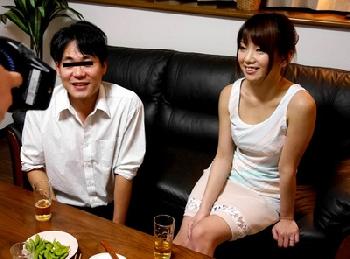 うちの嫁を…犯してほしい。寝取られ願望が煮詰まった変態夫に仕組まれた乱交寝取られ！人妻希美まゆのエロ動画