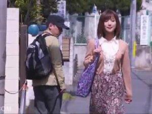 隣のマダムが可愛くてエロすぎたのでちょっと眠らせて中出し性的暴行！巨乳お姉さん人妻レイプの無料エロ動画