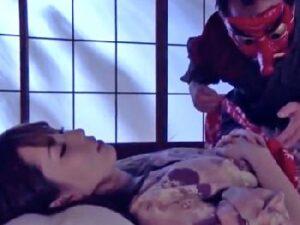 寝込みを襲われる波多野結衣→両手を拘束され激ピスに身悶える！巨乳お姉さん中出しレイプの無料エロ動画