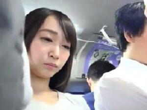 『ちょっと‥んんっ！』OLのエロ尻にイチモツを押し付けて強制的に挿入するアブノーマル男！レイプイラマチオ痴漢の無料エロ動画