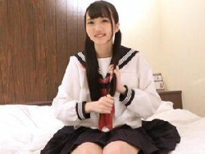 高〇卒業して一人で上京してきた美形少女女子校生のミニ系マンコに容赦のない大量中出し！！美少女ハメ撮りロリパイパンの無料エロ動...