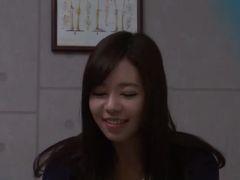 霞ヶ関で働く高学歴オフィスレディが通うマンション整体マッサージ！OLの無料エロ動画