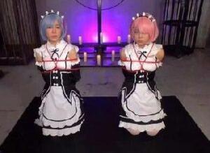 美形少女姉妹コスと言ったらコレ！〇ムとラ〇コスの2人をチンこで服従させる異世界乱交！美少女ハメ撮りロリコスプレの無料エロ動画