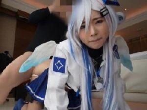 某PP天使コスの美形少女レイヤーとハメ撮りSExパイパンマンコに大量中出し♡！美少女フェラコスプレの無料エロ動画