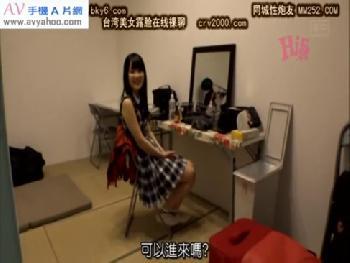 あの人気アイドルは実はファンに隠れて俺のチンこしゃぶる性的変態なんです！フェラ巨乳お姉さん美少女女子校生顔射コスプレ宮崎あや...