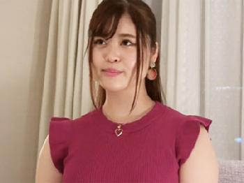 ムチムちデカパイの小学校の現役教師が学校に黙ってまさかのAV出演！巨乳美少女女教師の無料エロ動画