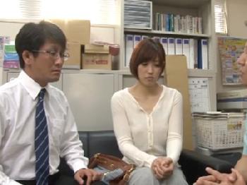 万引きの濡れ衣を着せられ寝取られた奥様が他人棒にハマっておかわりうわき→膣奥中出し！！巨乳お姉さん人妻水野朝陽の無料エロ動画