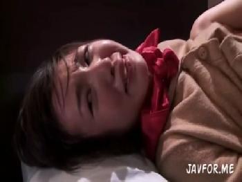 ショートヘアきれいなお姉さん女子校生がレイぷ魔にイラマチオチオ＆フアックさせられる。！フェラ美少女の無料エロ動画