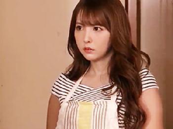 夫持ちの部下の自宅に押しかけて婦女暴行する無慈悲上司！人妻顔射レイプOLの無料エロ動画