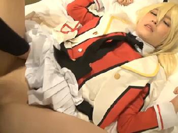 コスプレ美形少女がパイパンヴァギナをガンガン突かれて恍惚絶頂オーガズム連発する挿入撮り交尾！美少女中出しフェラハメ撮り手コキ...